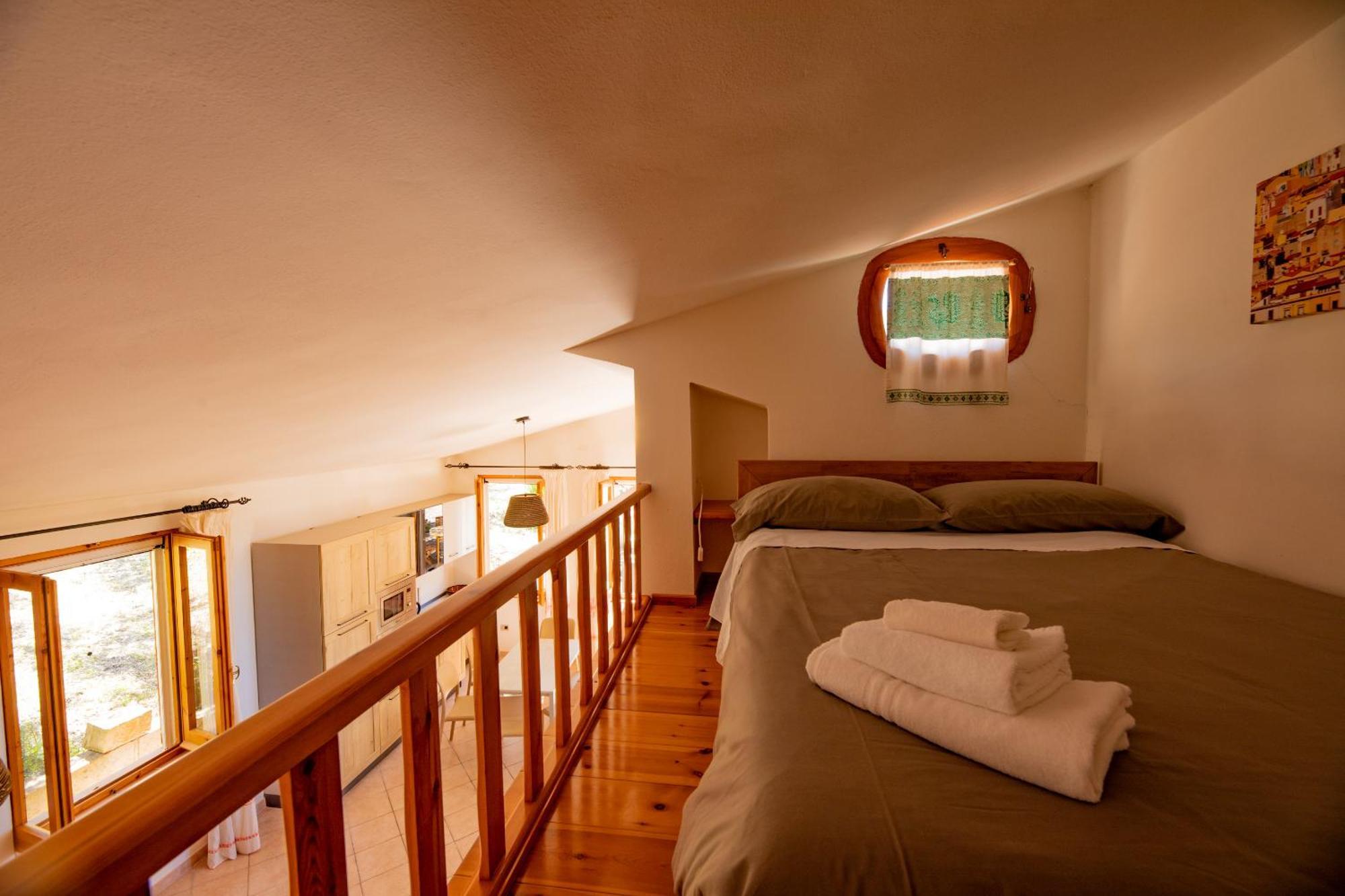 Welcomely - Badde Nuraghe Dimora Vista Mare Con Parcheggio Privato マゴマーダス エクステリア 写真